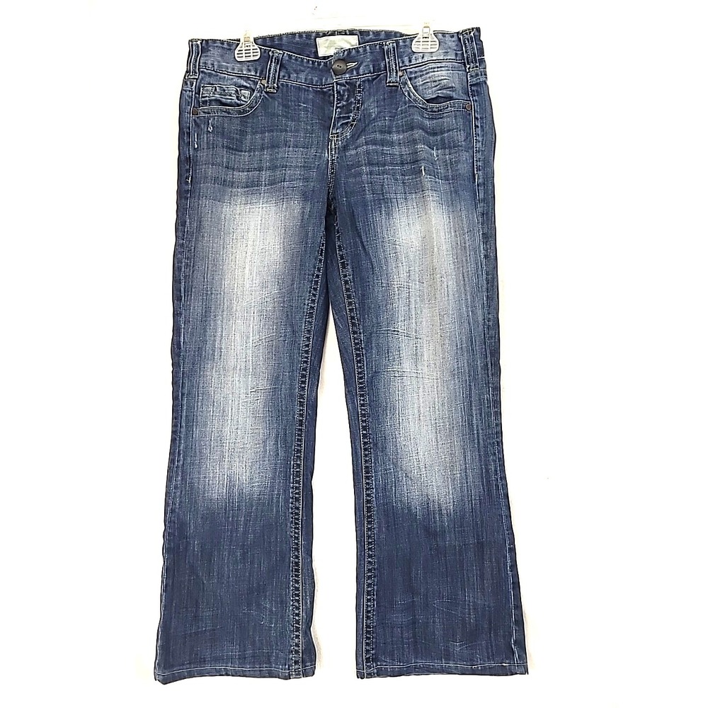 Maurices Women' Jeans Bootcut Med Wash Low Rise Size 9 10 Short Mom Jeans